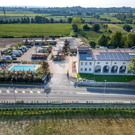 I Campi Wine Relais Otel Ronchi  Dış mekan fotoğraf