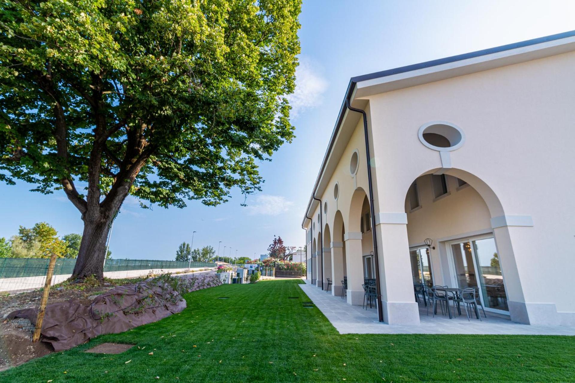 I Campi Wine Relais Otel Ronchi  Dış mekan fotoğraf