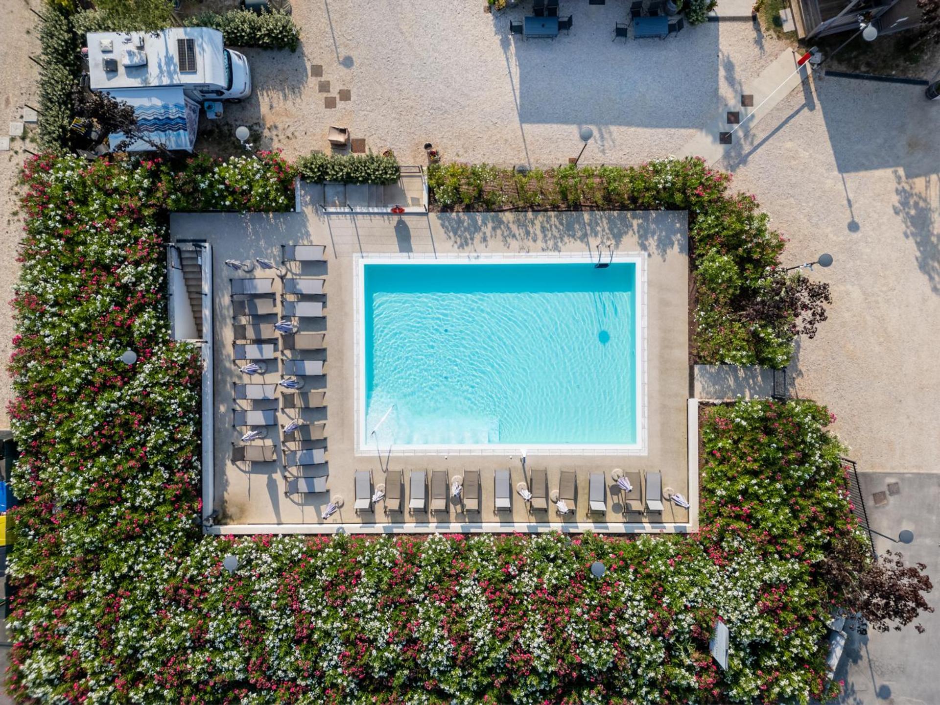 I Campi Wine Relais Otel Ronchi  Dış mekan fotoğraf